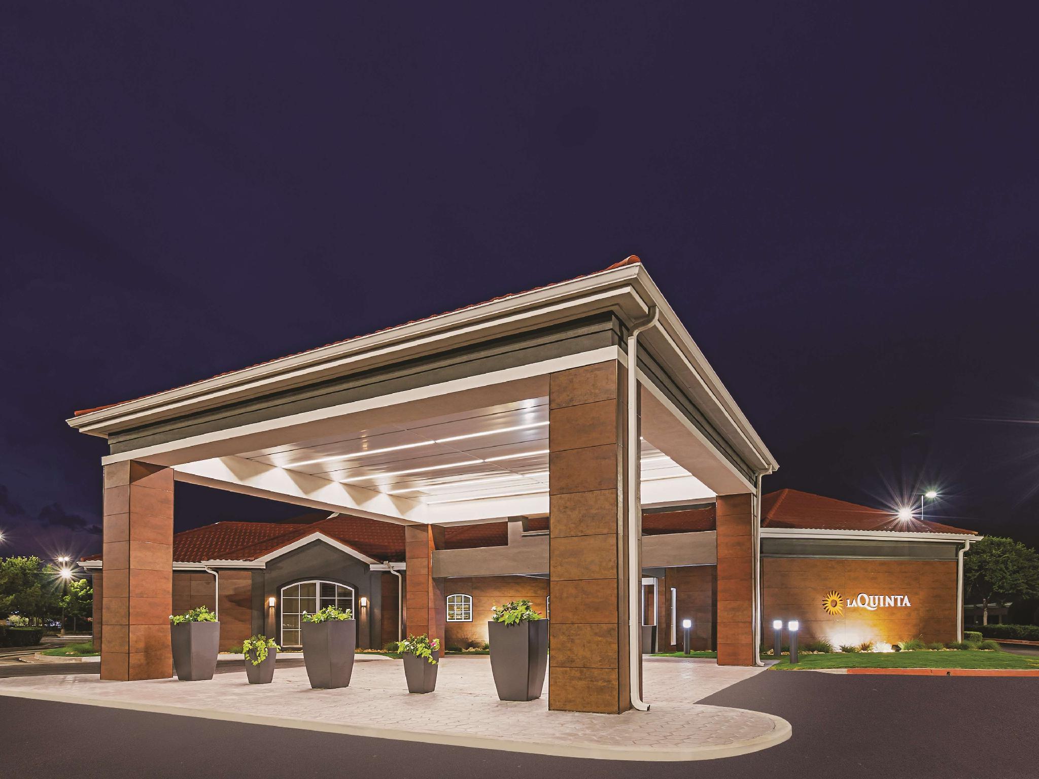 La Quinta By Wyndham Fort Worth City View Exterior photo